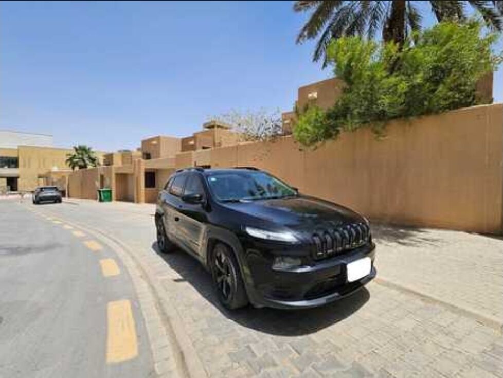 Riyadh, Vehicles, Cars & Trucks , SAR 30,  Jeep Cherokee Sports 2016. Powerful, Reliable SUV,  2016,  Automatic,  197 KM,