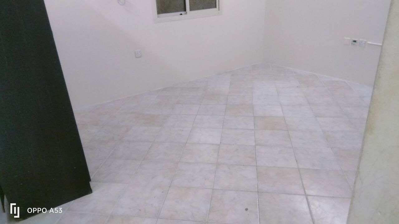 Gudaibiya, Apartments, Flats, Houses & Villas, BHD 140/month,  Semi Furnished Studio Flat For Rent In Gudaibiya ( Including Electricity)