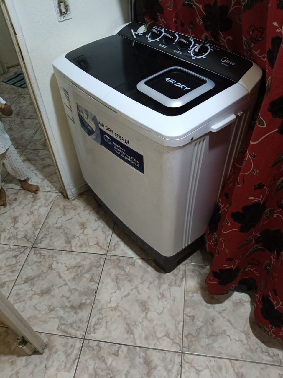 Jeddah, Household Items, SAR 300,  Semi Automatic Twin Tub Washing Machine-10kg