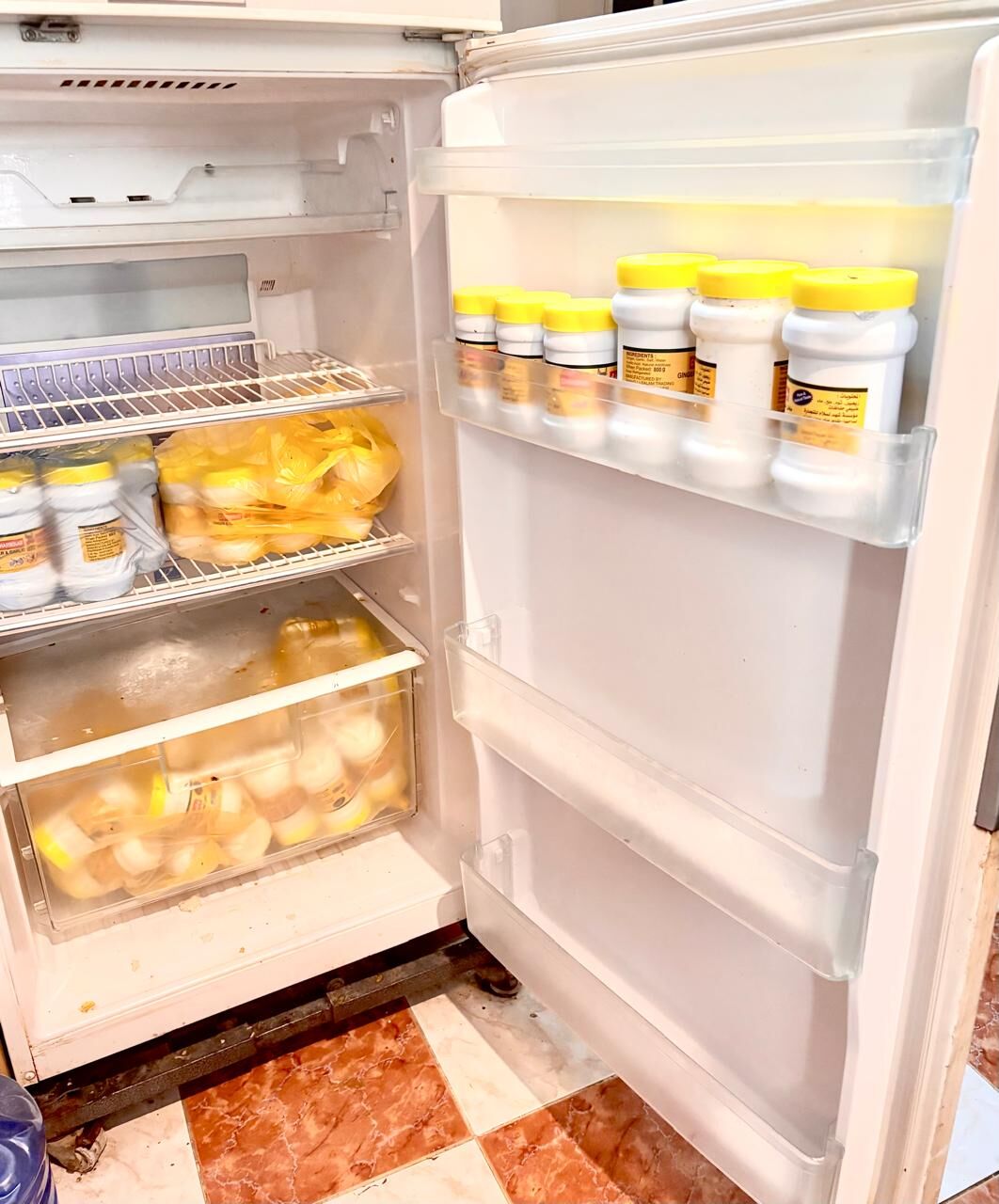 Bani Malik, Electronics, SAR 650,  Hitachi Double-Door Refrigerator For Sale Excellent Condition