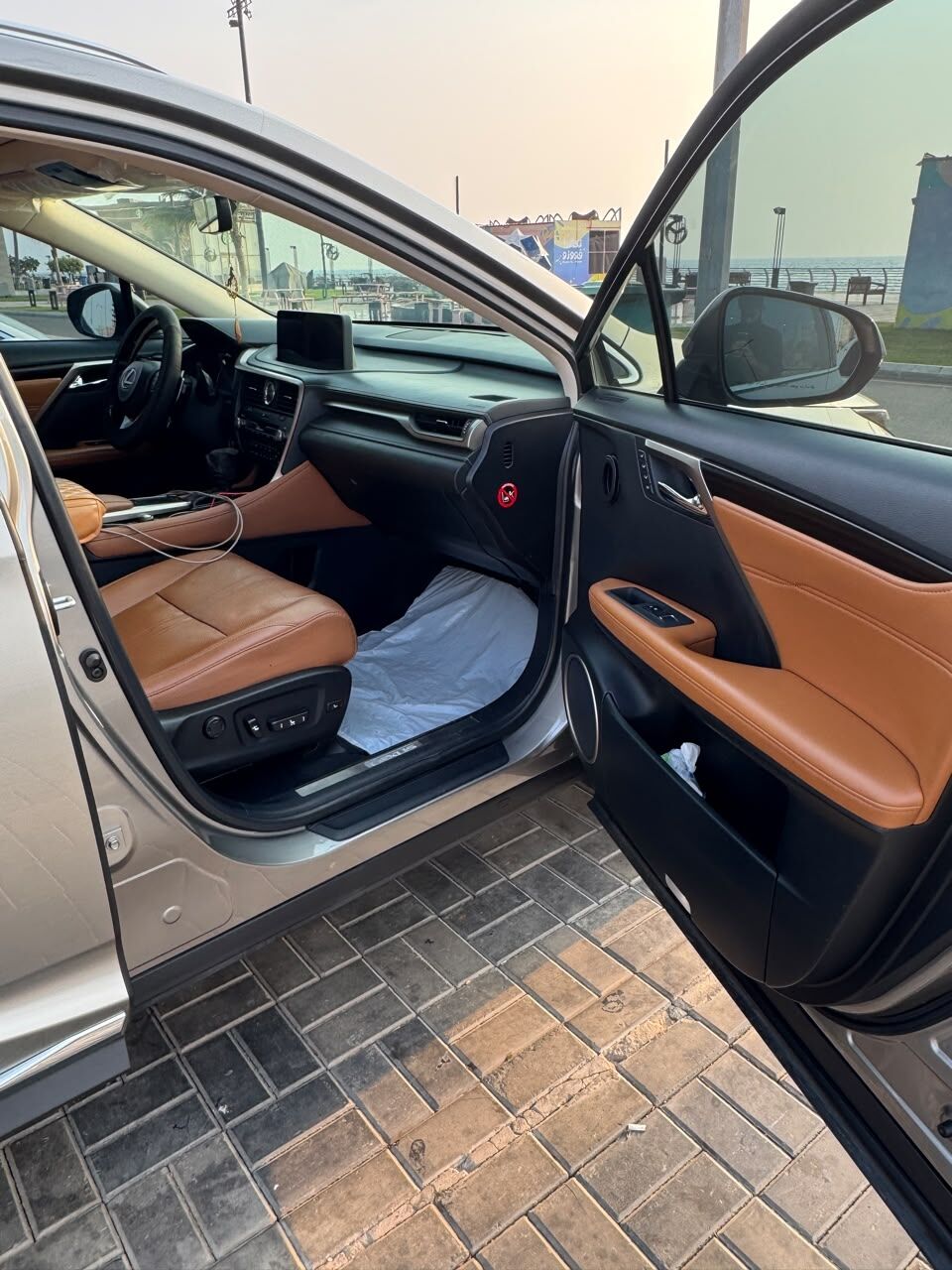 Jeddah, Vehicles, Cars & Trucks , SAR 145000,  Lexus RX,  2020,  Automatic,  166000 KM,