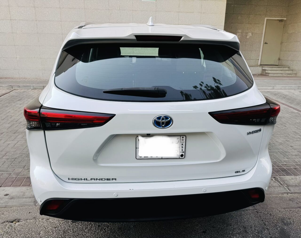 Jeddah, Vehicles, Cars & Trucks , SAR 119000,  Toyota Highlander Hybrid,  2023,  Automatic,  62000 KM,  Good Condition