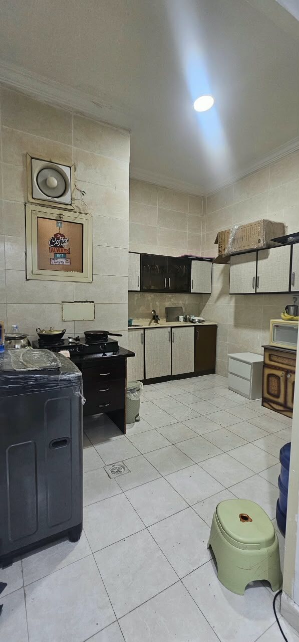 Thuwal, Apartments, Flats, Houses & Villas, SAR 1700/month,  2 BR,  Family Flat For Rent In Thuwal With Ac And Kitchen Cabinets &ndash; Near Grand Mosque