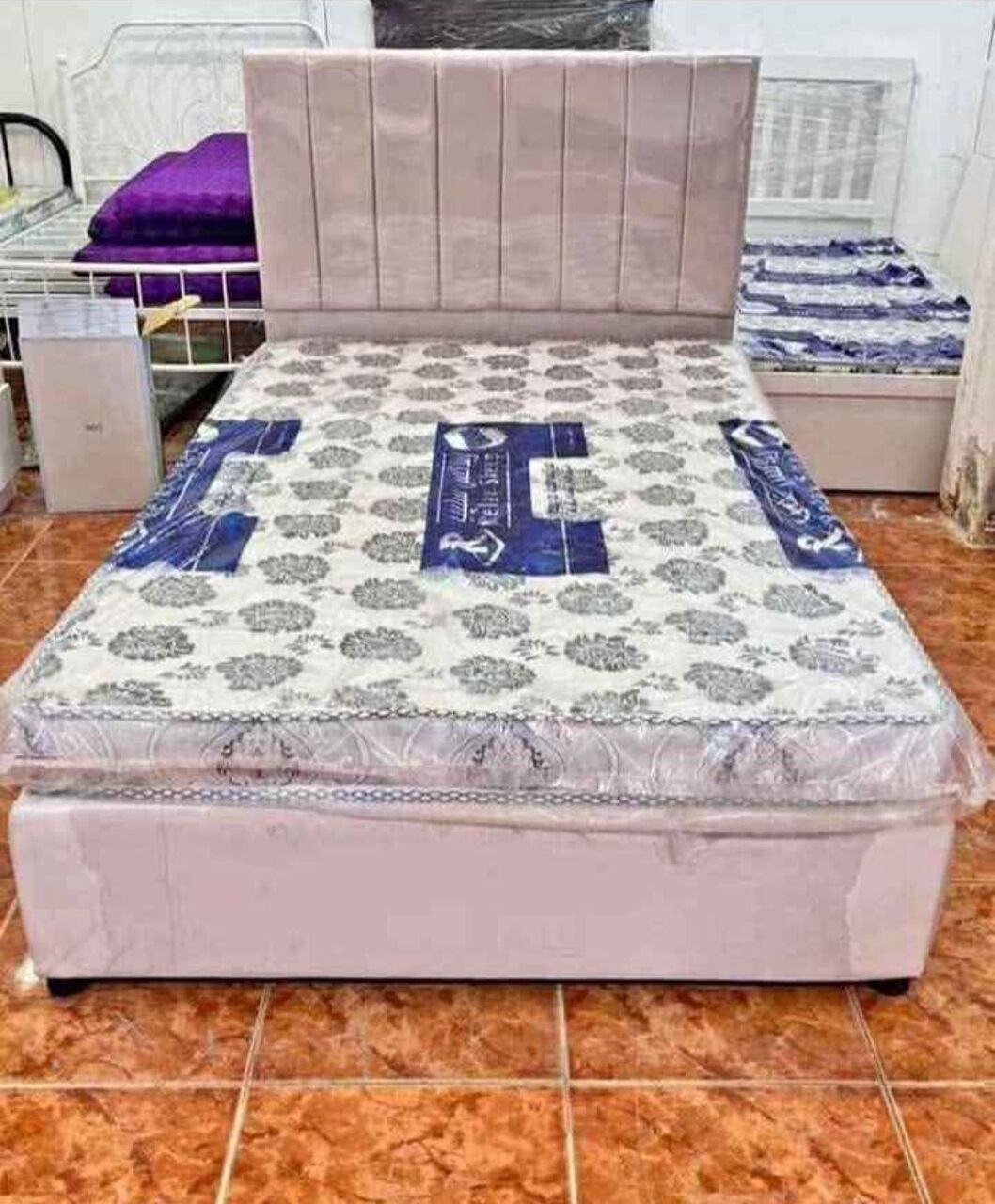 Jeddah, Furniture, SAR 5,  New Medium Bed Available In Low Price