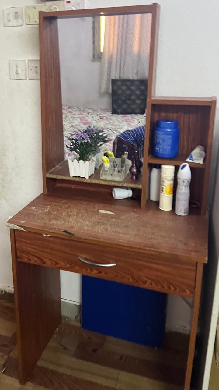 Hara, Furniture, SAR 1,  Urgently Want To Sale 2 Sofa, 1 Single Bed, And A Small Dressing Table