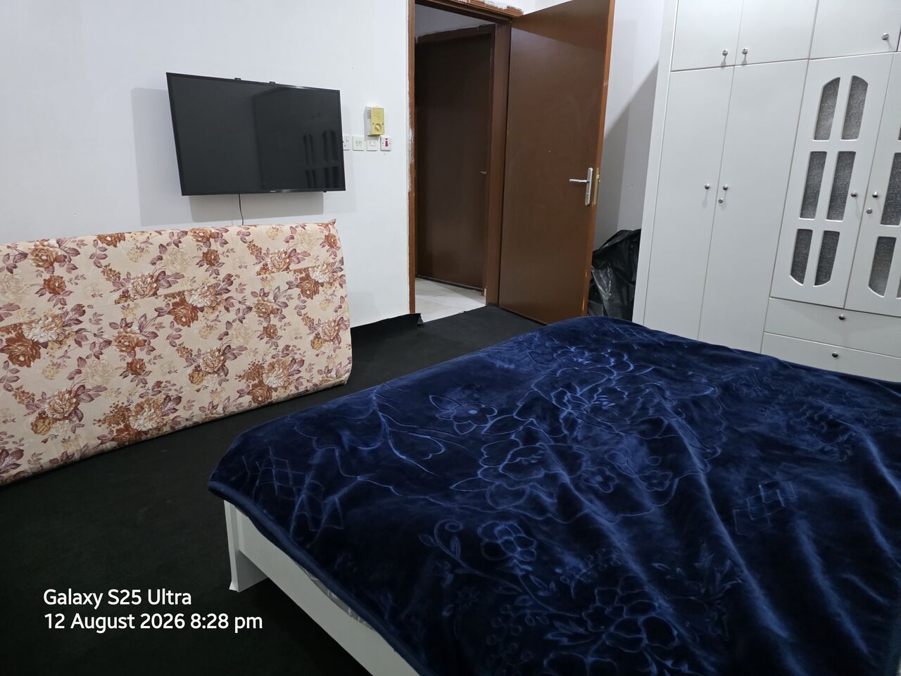 Al-Muzahmiya, Rooms for Rent, 1 BR,  Furnished Bedroom Available