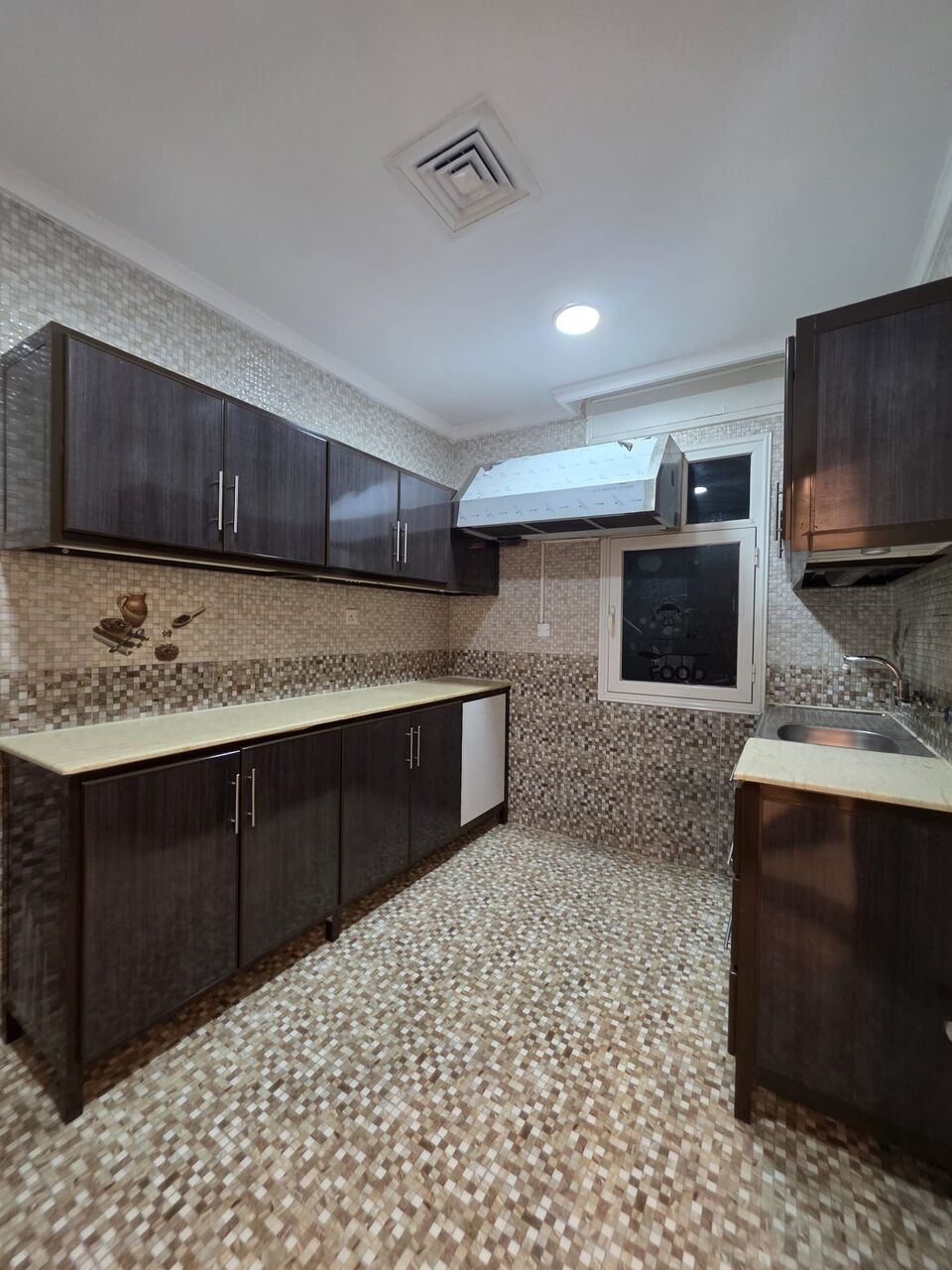 Funaitees, Apartments, Flats, Houses & Villas, KWD 450/month,  Apartment For Rent In Al-Funaitees, First Floor