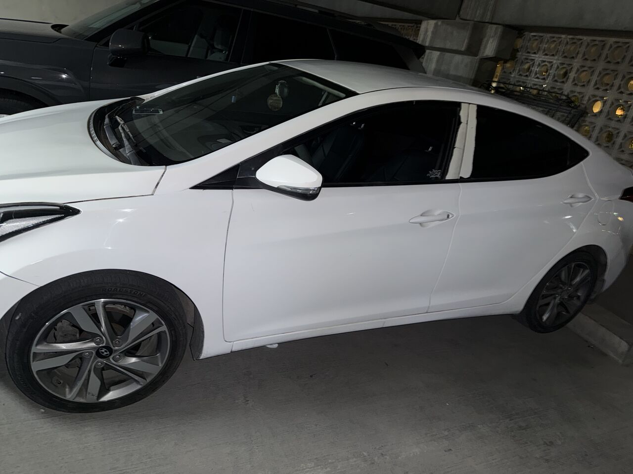 Dammam, Vehicles, Cars & Trucks , SAR 25000,  Hyundai Elantra,  2015,  Automatic,  220000 KM,  Alloy Wheels