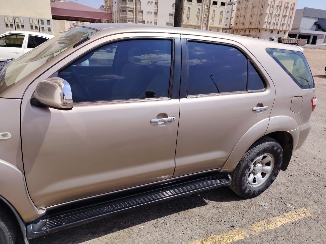 Madinah, Vehicles, Cars & Trucks , SAR 33000,  Toyota Fortuner,  2010,  Automatic,  483000 KM,  URGENT SALE