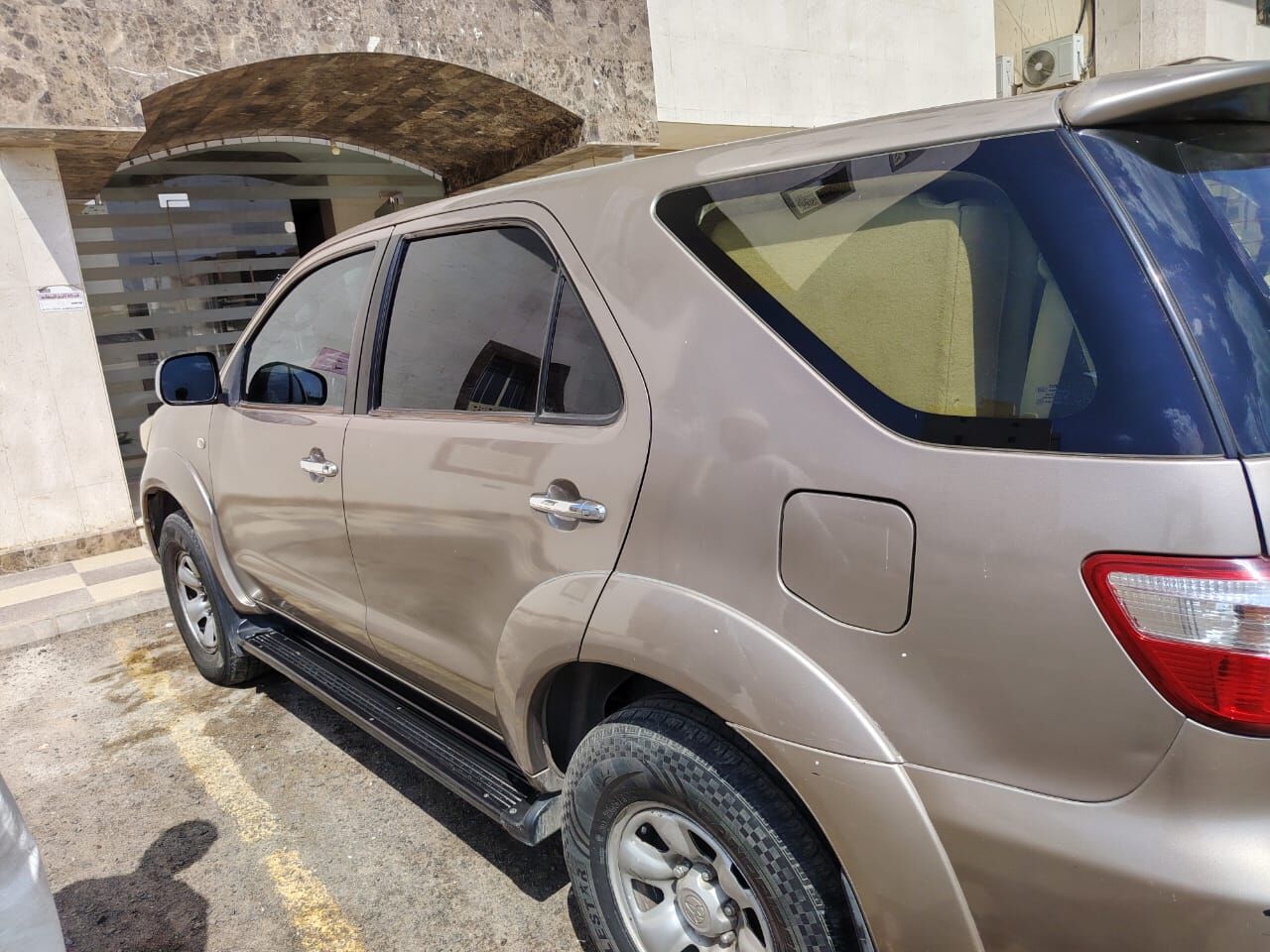 Madinah, Vehicles, Cars & Trucks , SAR 33000,  Toyota Fortuner,  2010,  Automatic,  483000 KM,  URGENT SALE