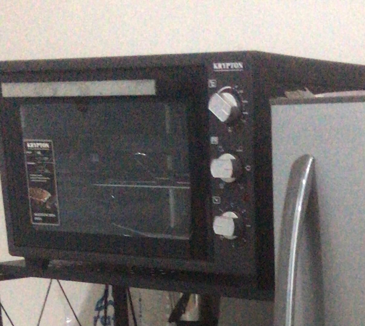 Riyadh, Appliances, SAR 350,  Oven And Microwave For Sale