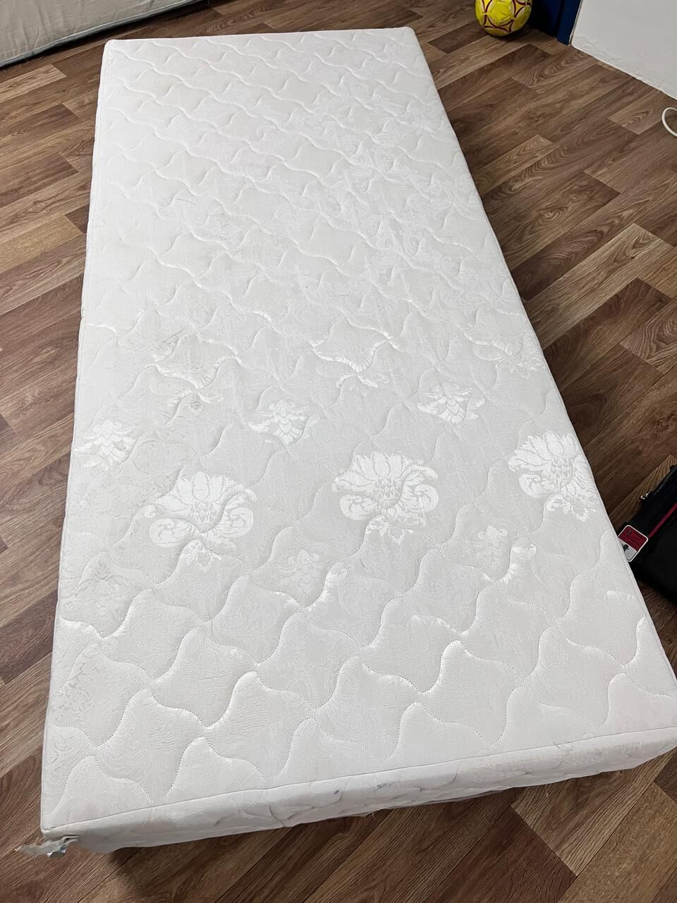 Al Malaz, Furniture, SAR 150,  Single Bed For Sale In Excellent Condition - 200*90 Cm Size