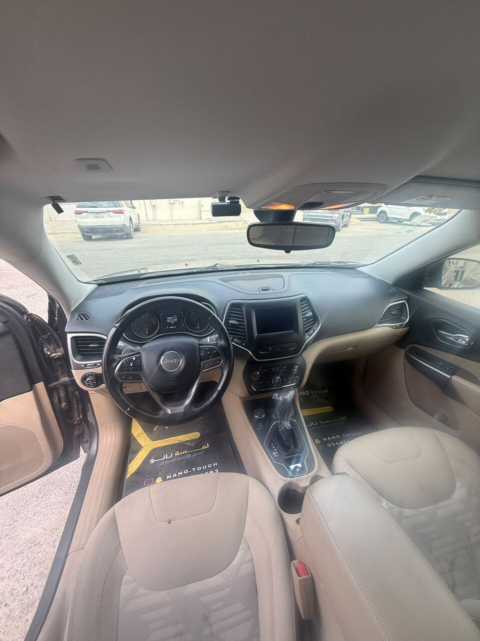 Riyadh, Vehicles, Cars & Trucks , SAR 38000,  Jeep Cherokee,  2019,  Automatic,  180000 KM,  No Accident, No Repaint, 1st Owner