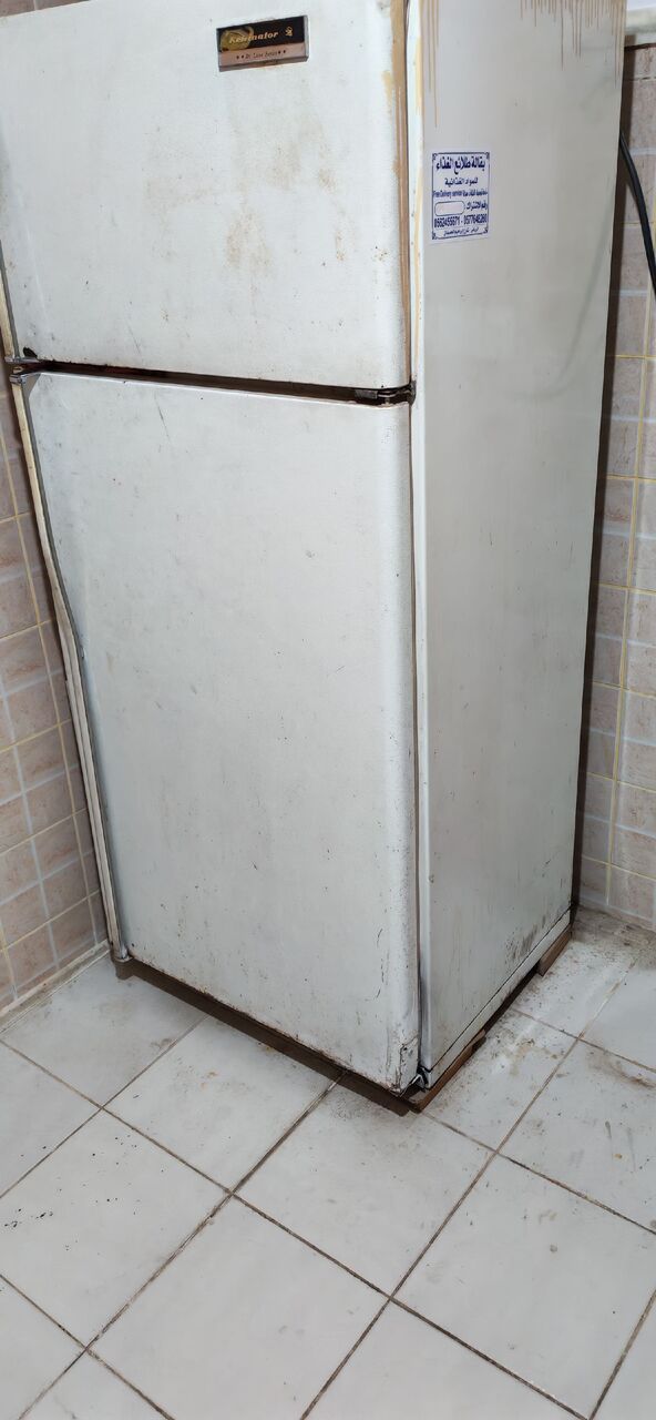 Riyadh, Appliances, SAR 350,  KELVINATOR DOUBLE DOOR FROAT FREE REFRIGERATOR FOR SALE 350SR ONLY