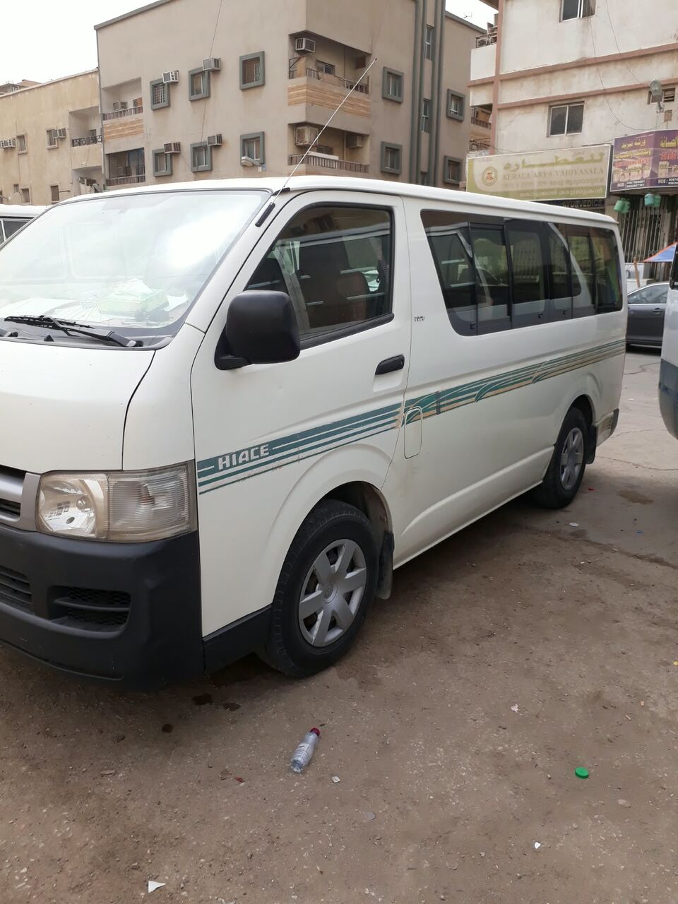 Riyadh, Pick Up & Drop Off, Car With Driver Available For Monthly / Daily Pick & Drop Service
