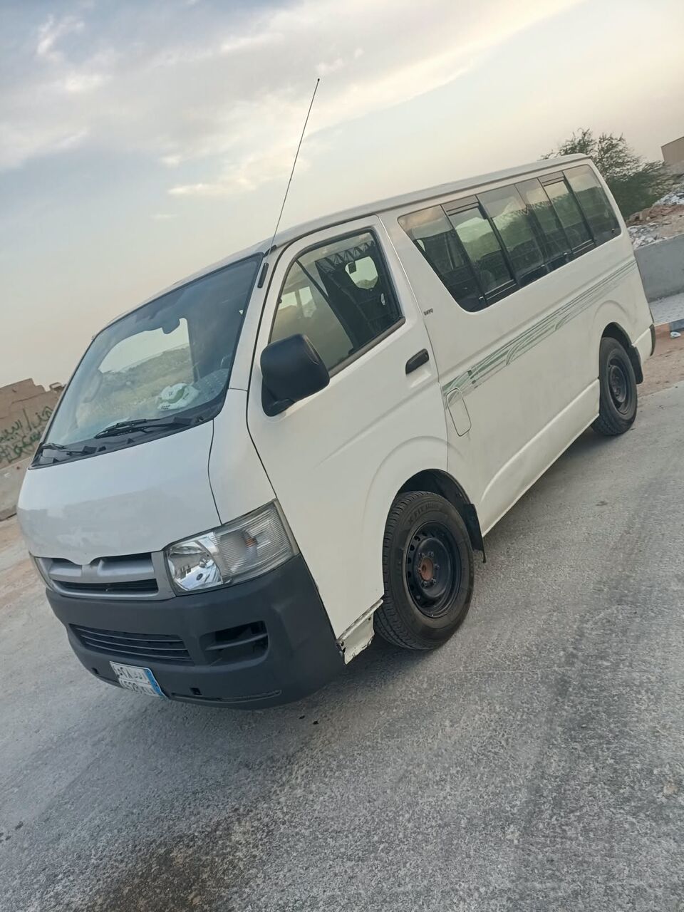 Riyadh, Pick Up & Drop Off, Car With Driver Available For Monthly / Daily Pick & Drop Service