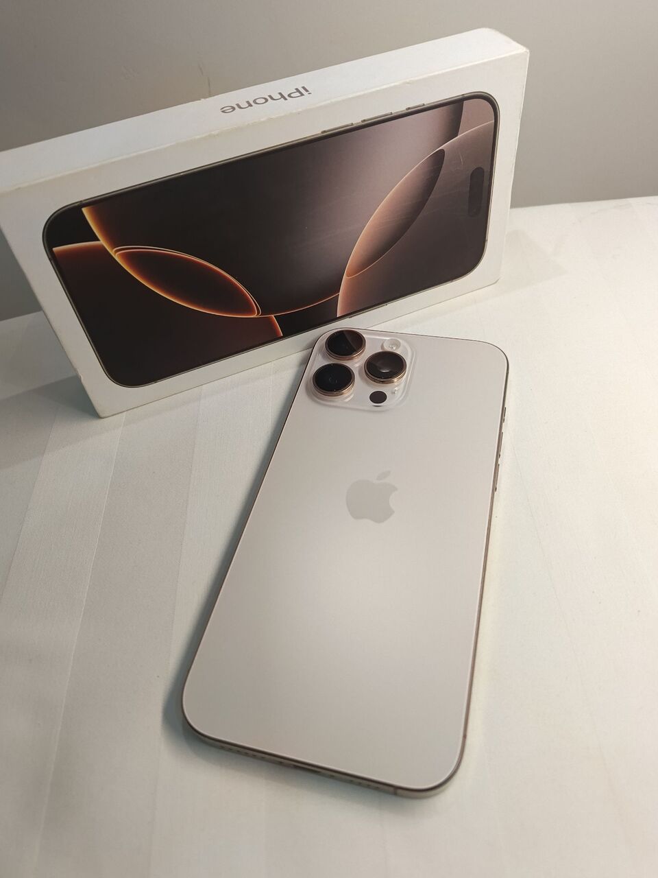 Al Malaz, Electronics, SAR 3529,  IPhone 16 Pro Max 256GB | 99% Battery Health | Desert Titanium | Like New