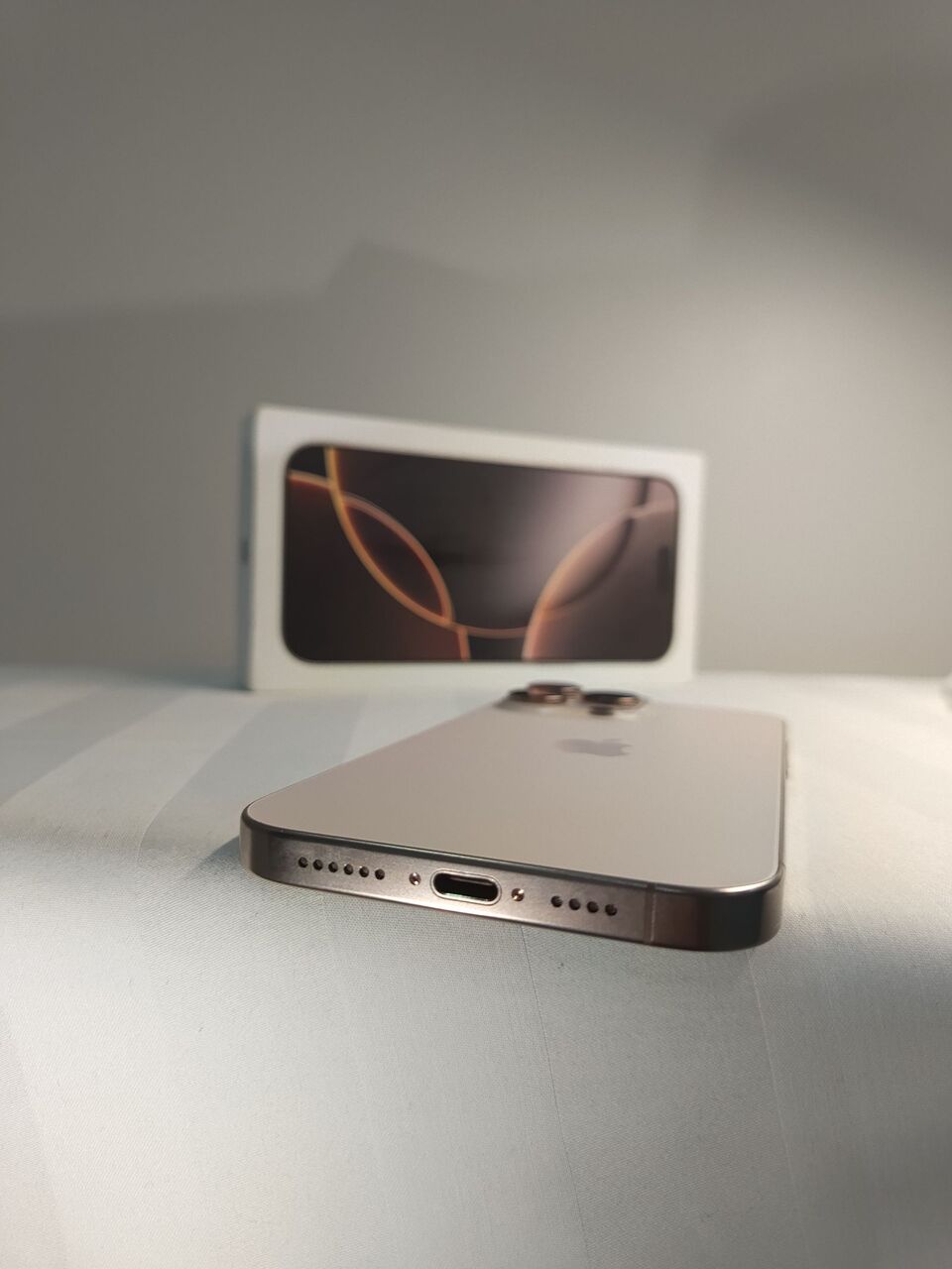 Al Malaz, Electronics, SAR 3529,  IPhone 16 Pro Max 256GB | 99% Battery Health | Desert Titanium | Like New