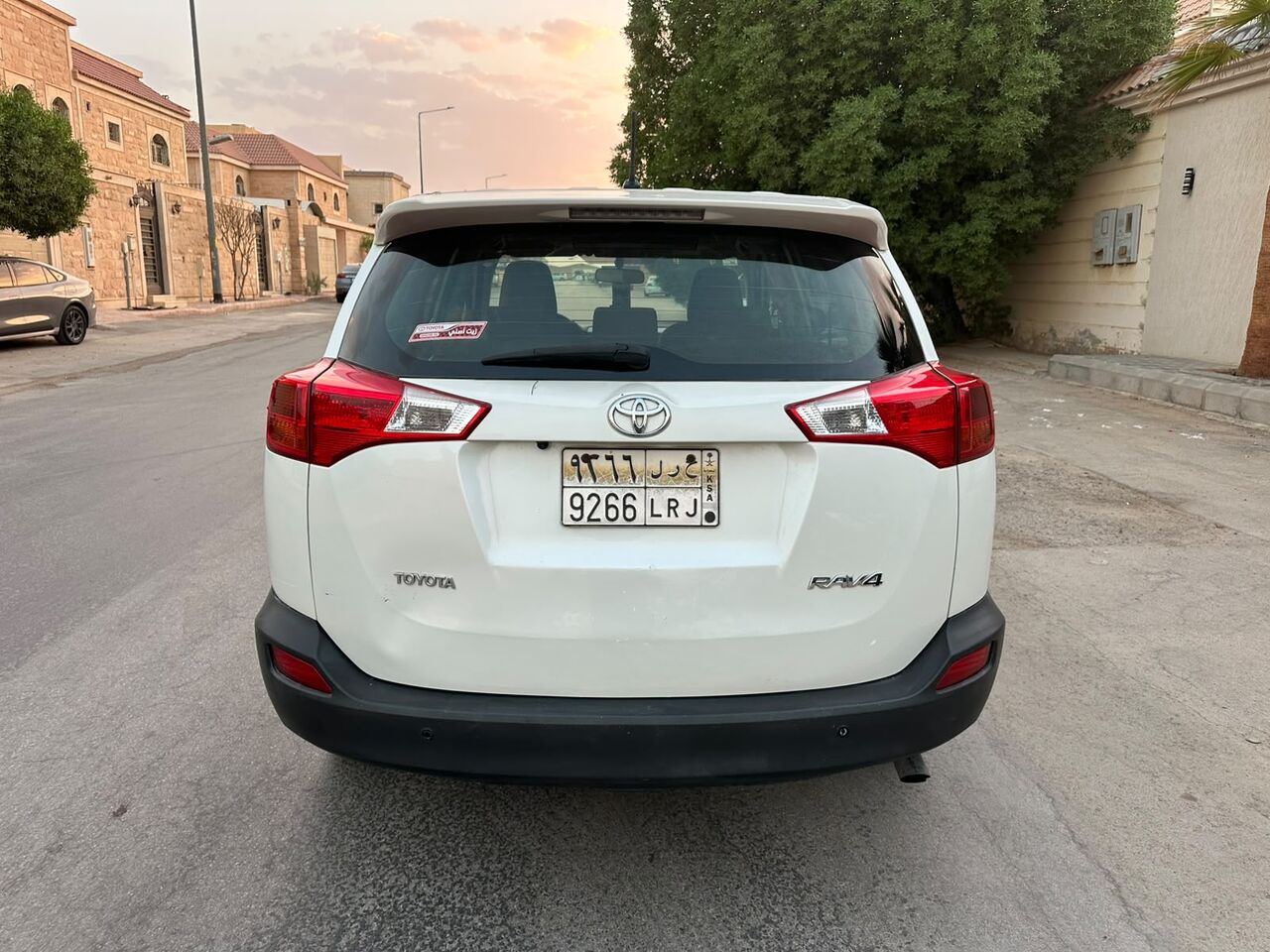 Riyadh, Vehicles, Cars & Trucks , SAR 41000,  Toyota RAV4,  2014,  Automatic,  365000 KM,    For Sales 100% Accident Free 2nd Owner