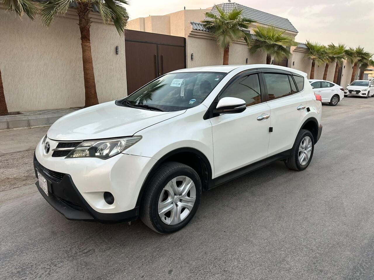 Riyadh, Vehicles, Cars & Trucks , SAR 41000,  Toyota RAV4,  2014,  Automatic,  365000 KM,    For Sales 100% Accident Free 2nd Owner