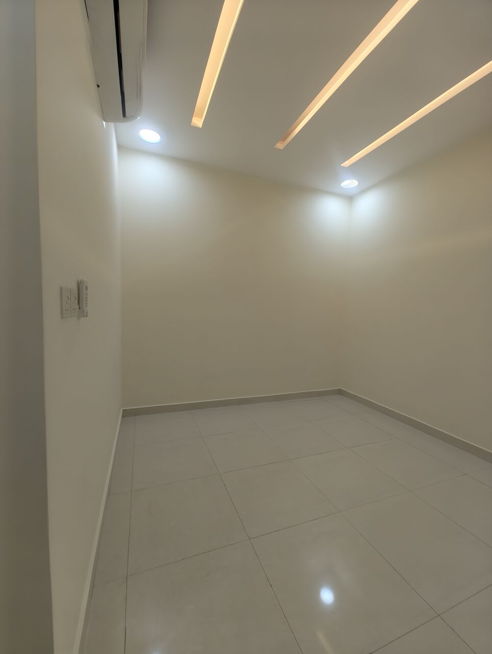 Al Malaz, Apartments, Flats, Houses & Villas, SAR 33000/year,  2 BR,  2BHK Family Apartment Available In Al Malaz Near IISR
