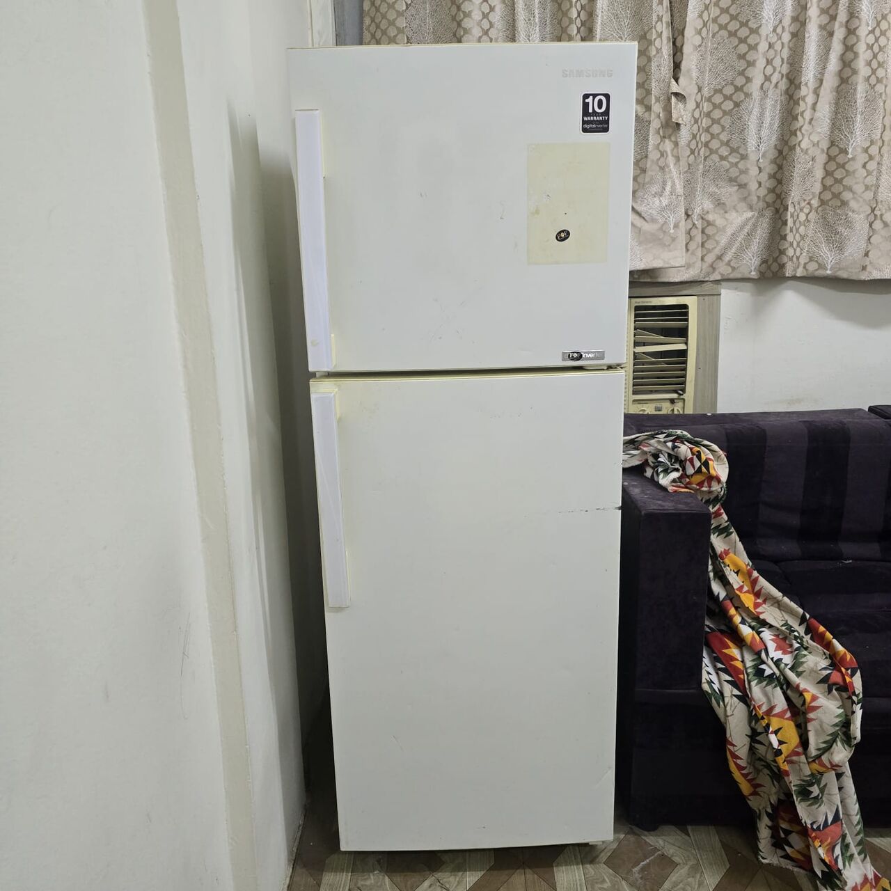 Al Malaz, Household Items, SAR 2000,  Fridge, Washing Machine, Gas Stove Are Good Condition And Ready For Sale.