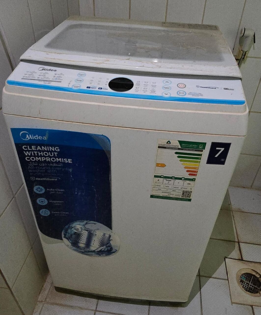 Al Malaz, Household Items, SAR 2000,  Fridge, Washing Machine, Gas Stove Are Good Condition And Ready For Sale.