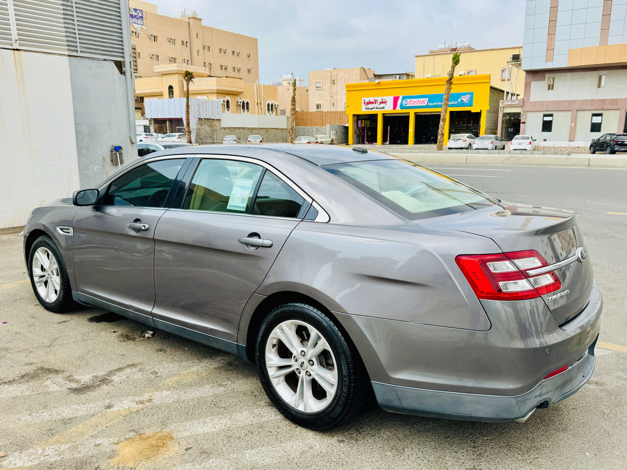 Jizan, Vehicles, Cars & Trucks , SAR 37000,  Ford Taurus,  2013,  Automatic,  270000 KM,  Good Condition  For Urgent Sale