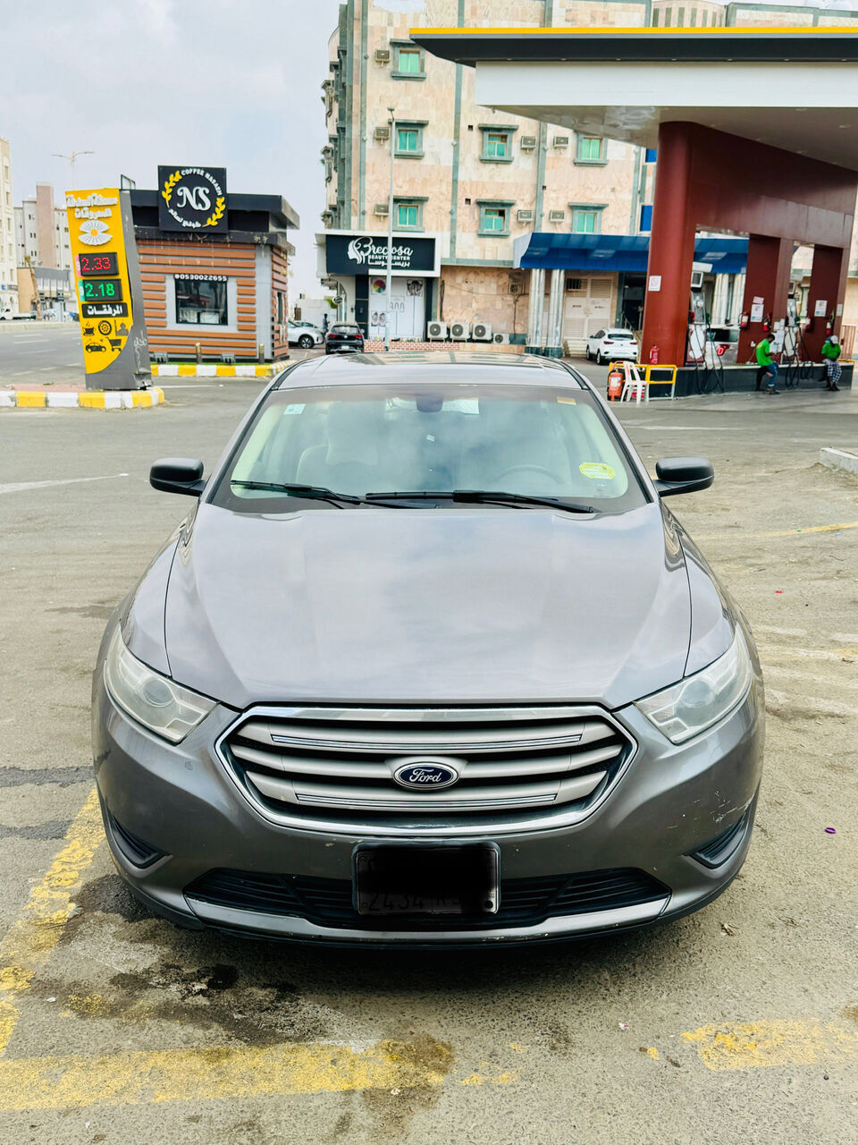 Jeddah, Vehicles, Cars & Trucks , SAR 37000,  Ford Taurus,  2013,  Automatic,  270000 KM,  Aramco Employee Used  For Sale