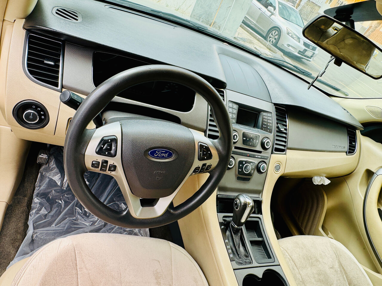Jeddah, Vehicles, Cars & Trucks , SAR 37000,  Ford Taurus,  2013,  Automatic,  270000 KM,  Aramco Employee Used  For Sale
