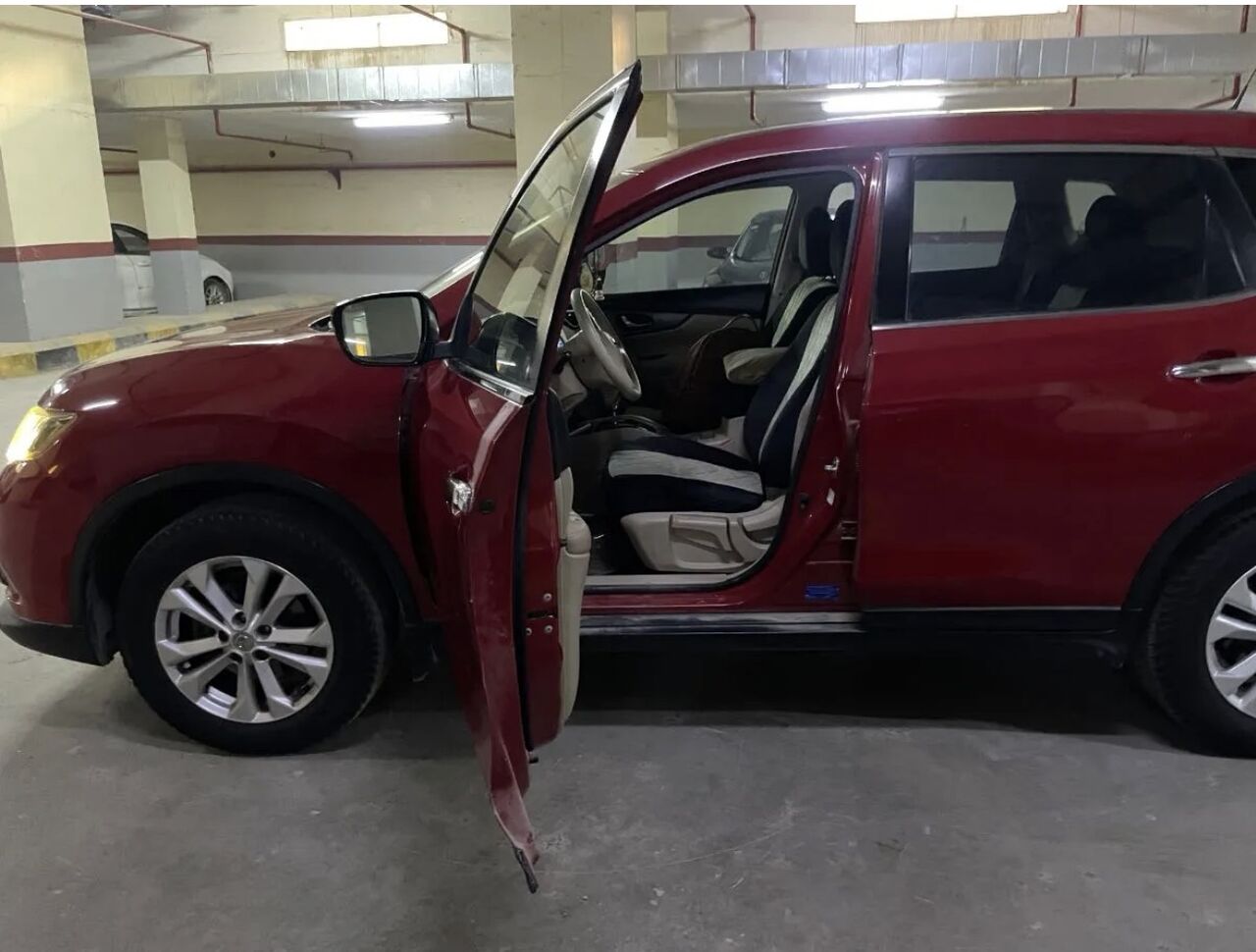 Al Murabba, Vehicles, Cars & Trucks , SAR 39000,  Nissan X-Trail,  2016,  Automatic,  161300 KM,    | Premium SUV Refined Custom Enhancements
