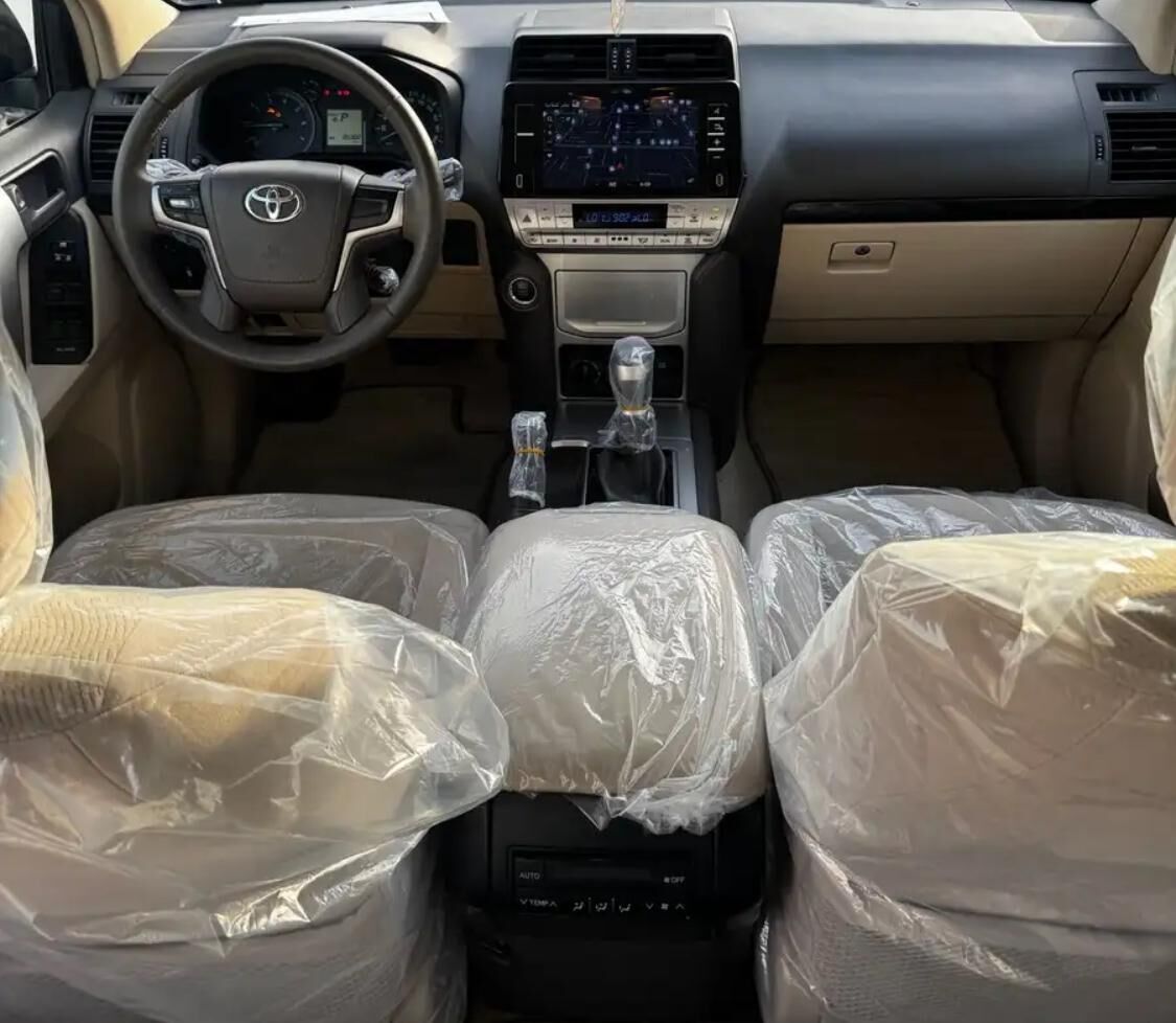 Riyadh, Vehicles, Cars & Trucks , SAR 135000,  TOYOTA LAND CRUISER PRADO,  2020,  Automatic,  85000 KM,  TXL3 FULL OPTION SUN ROOF V6 ^