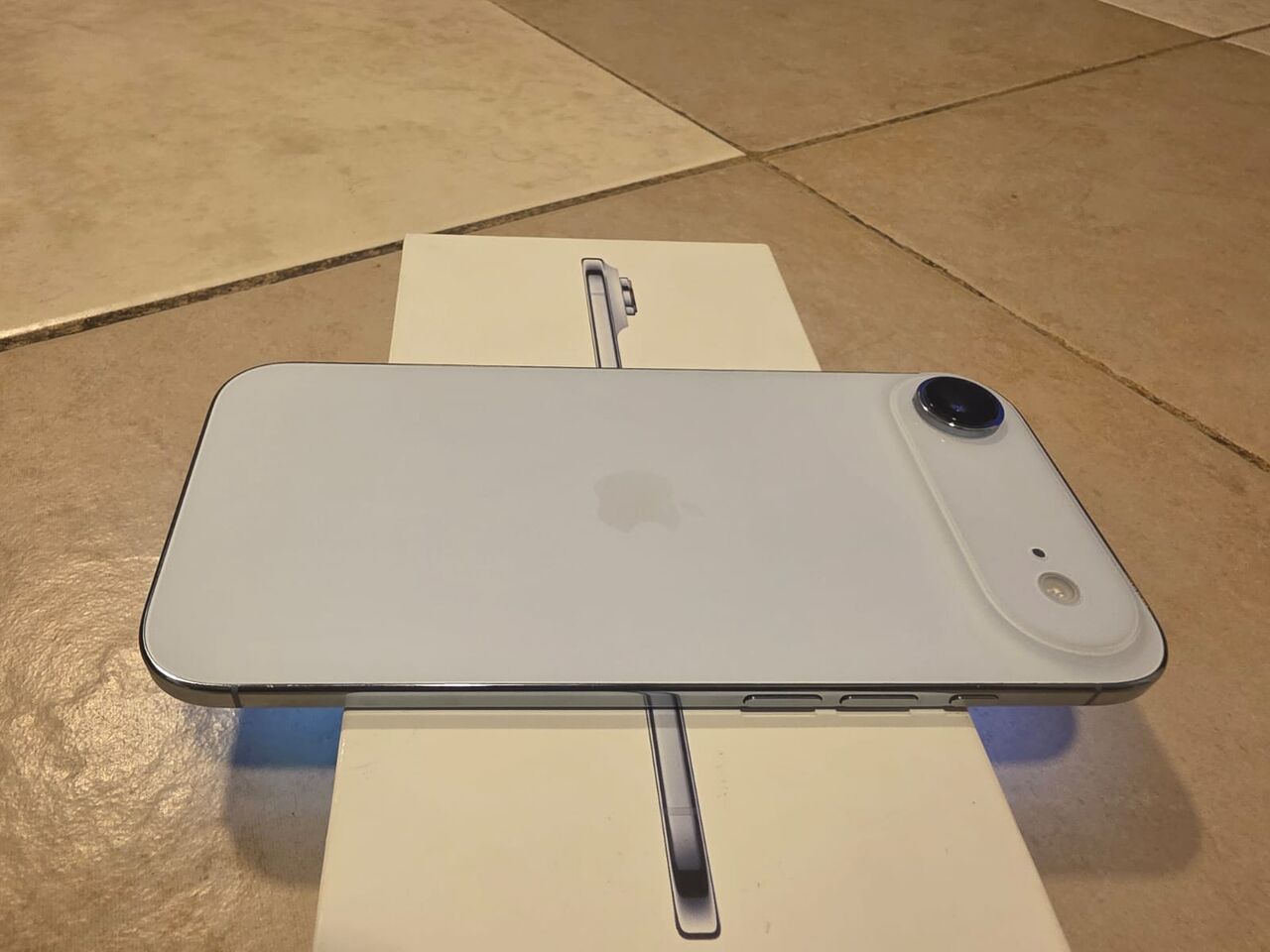 Al Sulaymaniyyah, Mobile Phones, SAR 3600,  Apple IPhone Air 1TB Sky Blue