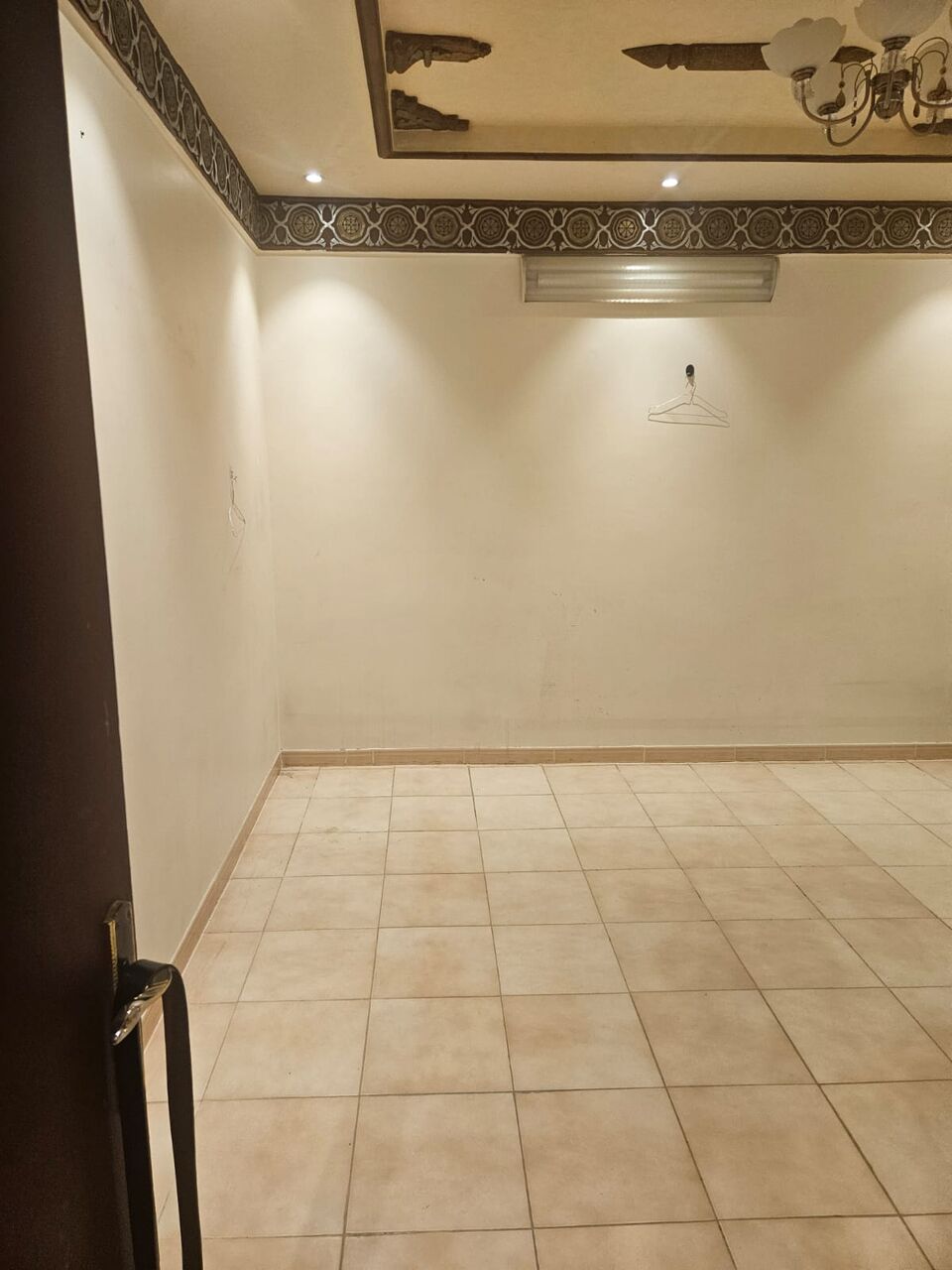Riyadh, Rooms for Rent, SAR 1000/month,  Furnished,  Room For Rent -Yarmuk-0559624936