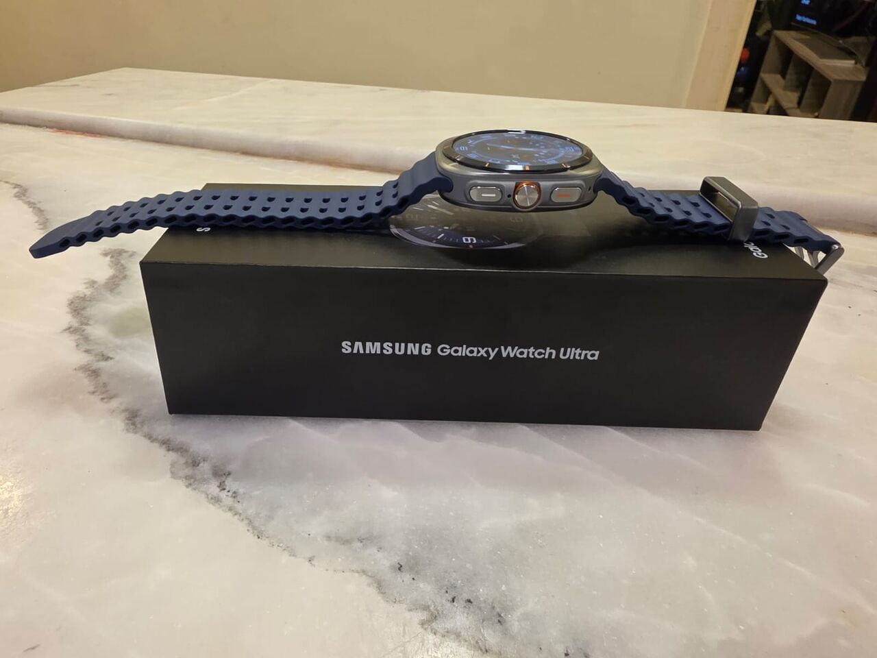 Al Sulaymaniyyah, Watches, SAR 1000,  Samsung Galaxy Watch Ultra (2025) 64GB Cellular