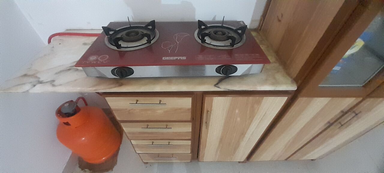 Riyadh, Household Items, SAR 1000,  Refrigerator, Gas Stove And Gas Cylinder Are Available To Sell.