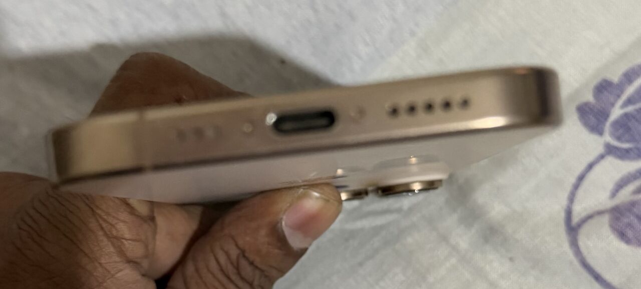 Al Malaz, Mobile Phones, SAR 2750,  IPhone 16pro