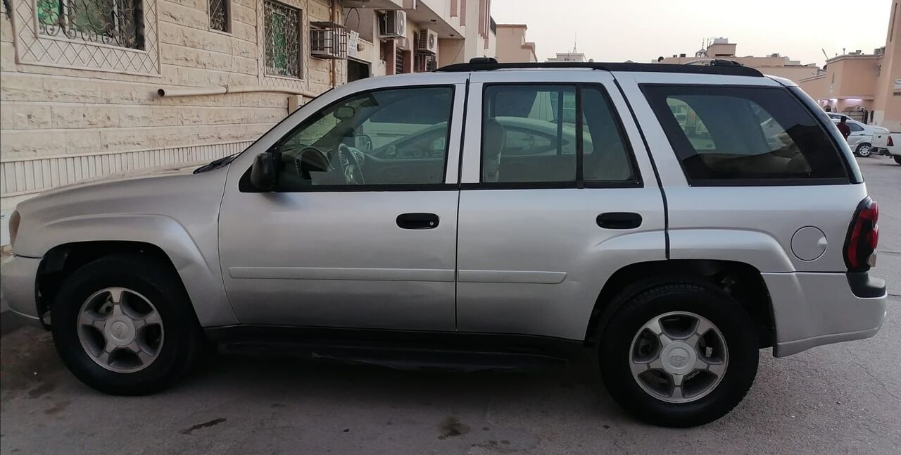Riyadh, Vehicles, Cars & Trucks , SAR 13500,  CHEVROLET TRAILBLAZER,  2008,  Automatic,  282000 KM,  I Want To Sell My