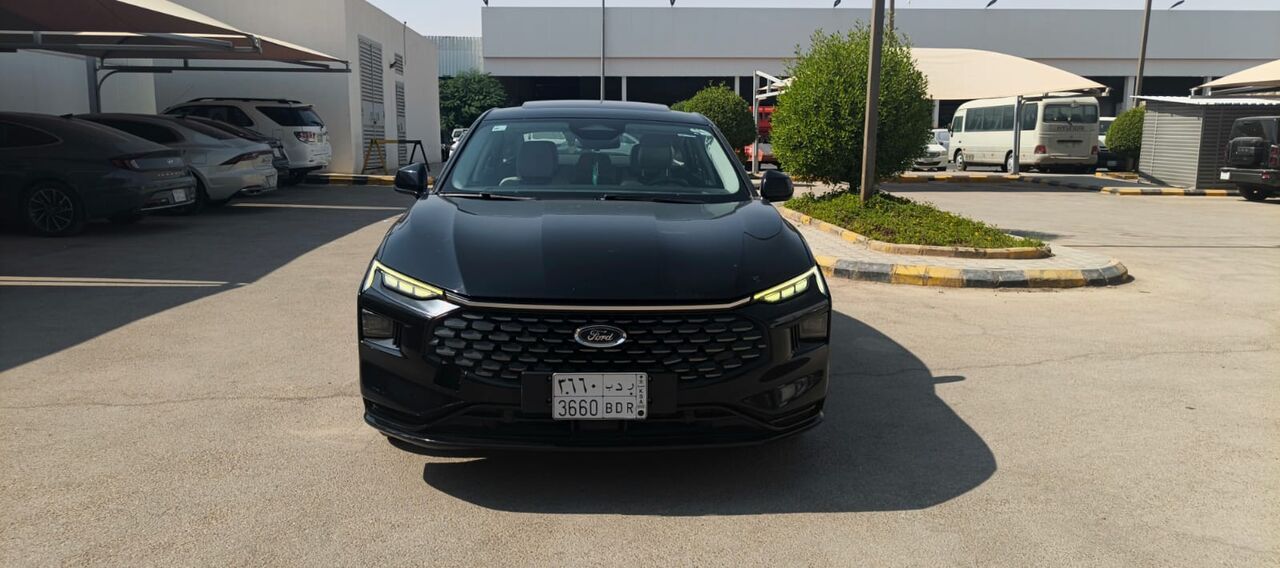 Riyadh, Vehicles, Cars & Trucks , SAR 75000,  Ford Taurus,  2023,  Automatic,  139000 KM,  🚗   Model | Excellent Condition