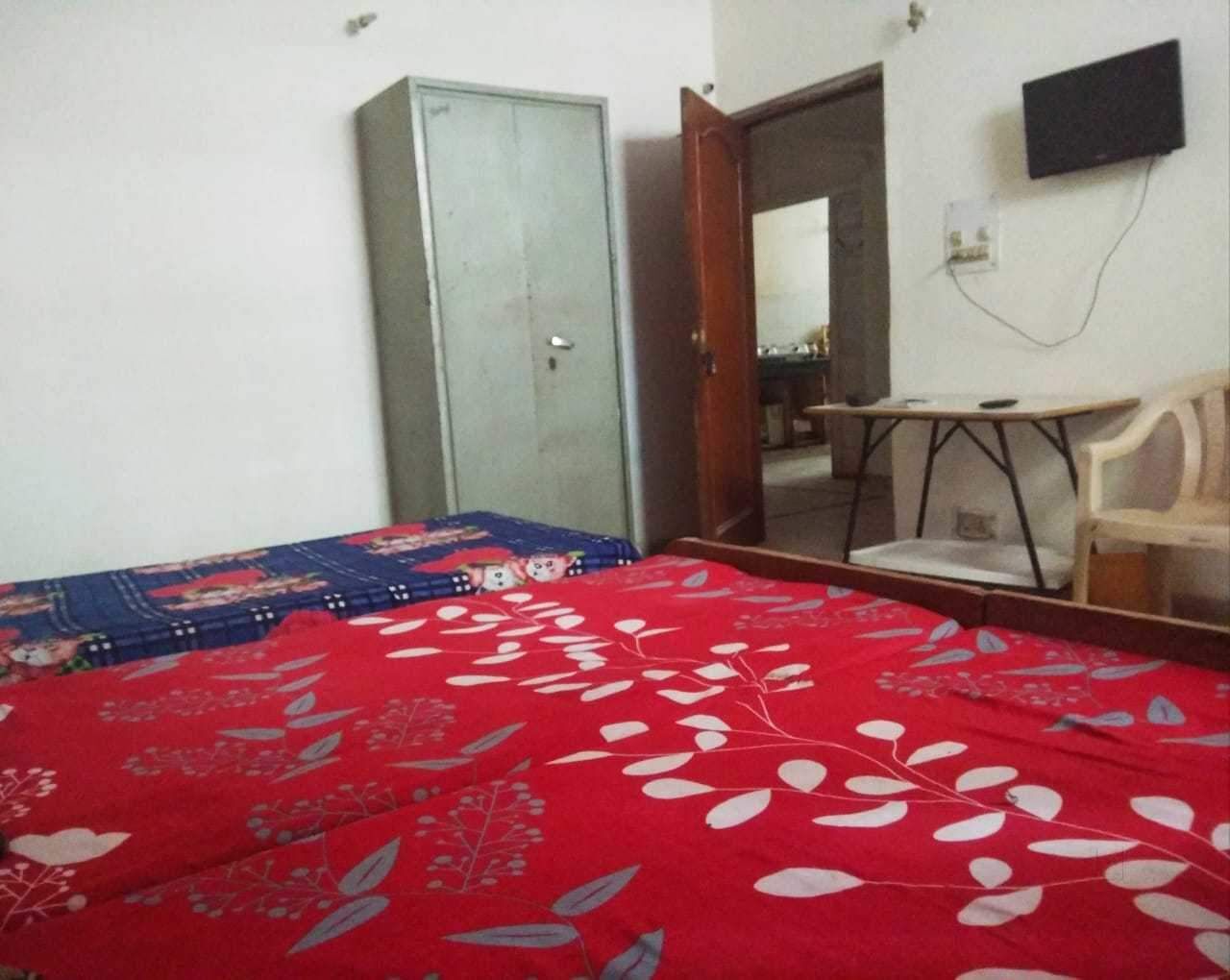 Gurgaon, Apartments, Flats, Houses & Villas, INR 5000/month,  4 BR,  2040 Sq. Meter,  Pg In Imt Manesar Gurgaon