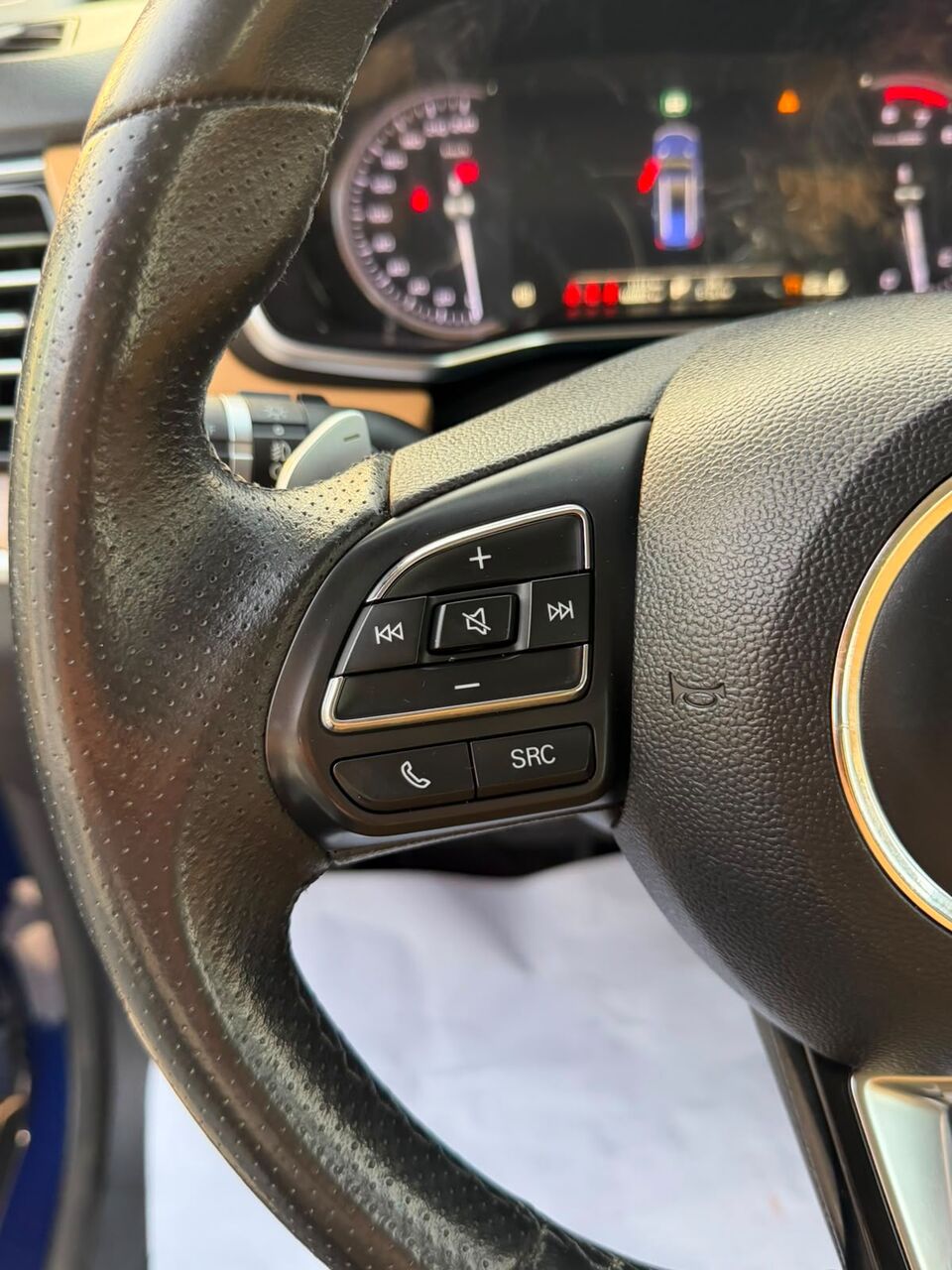 Al Saadah, Vehicles, Cars & Trucks , SAR 49000,  MG RX8,  2022,  Automatic,  166500 KM,   For Sales In Perfect Condition