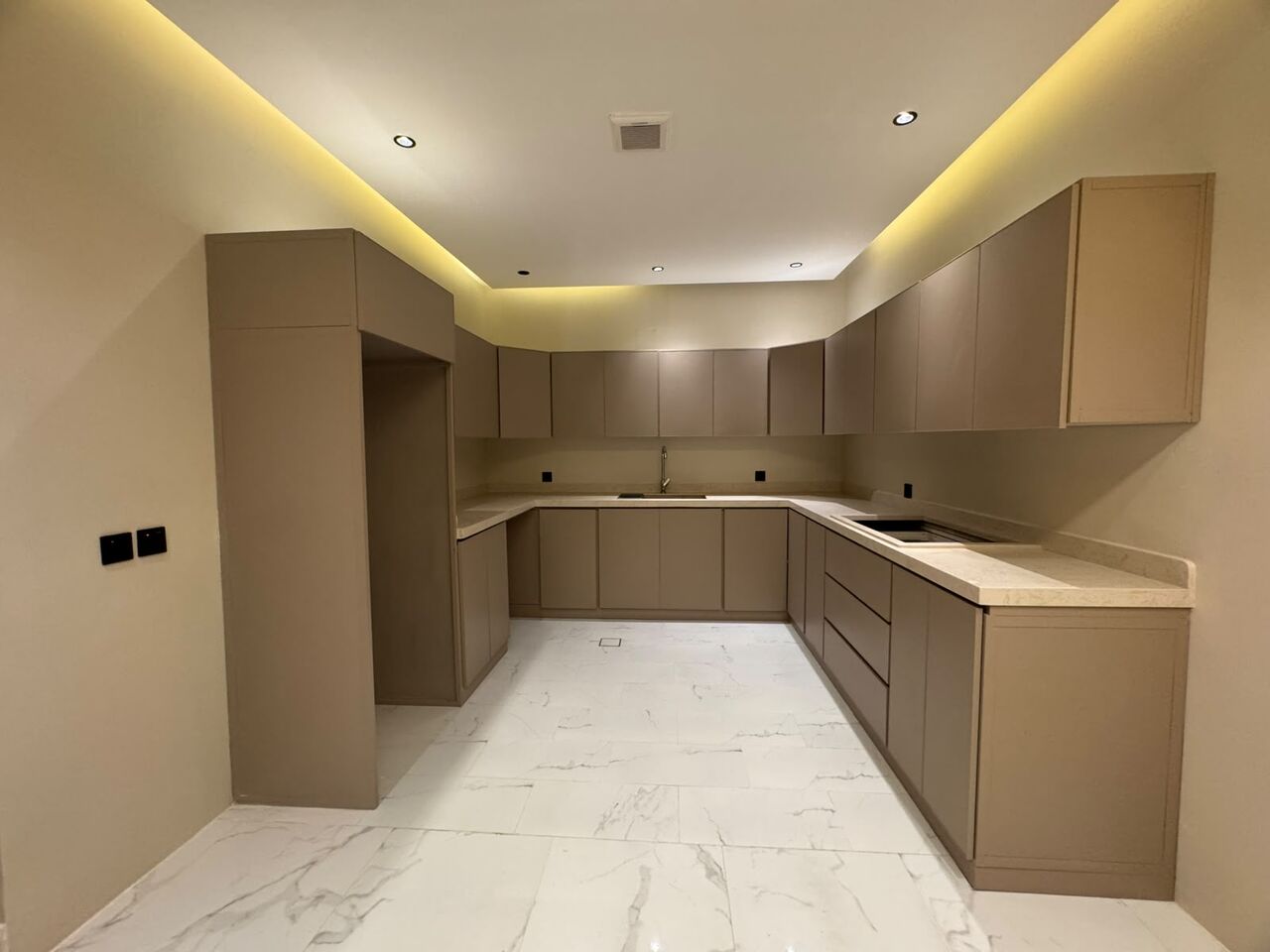 Riyadh, Apartments, Flats, Houses & Villas, SAR 120000/year,  3 BR,  143 Sq. Meter,  ✨ Distinctive Apartment For Rent – ​​Al-Qairawan District
