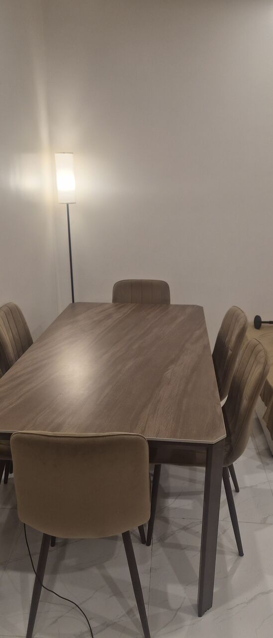 Al Aziziyah, Furniture, SAR 900,  6 Seater Dining Table