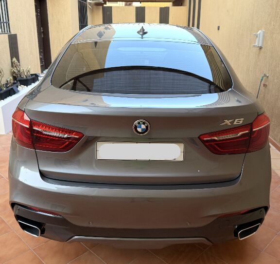 Riyadh, Vehicles, Cars & Trucks , SAR 98000,  BMW X6 2017 M Sport Package,  2017,  Automatic,  180000 KM,