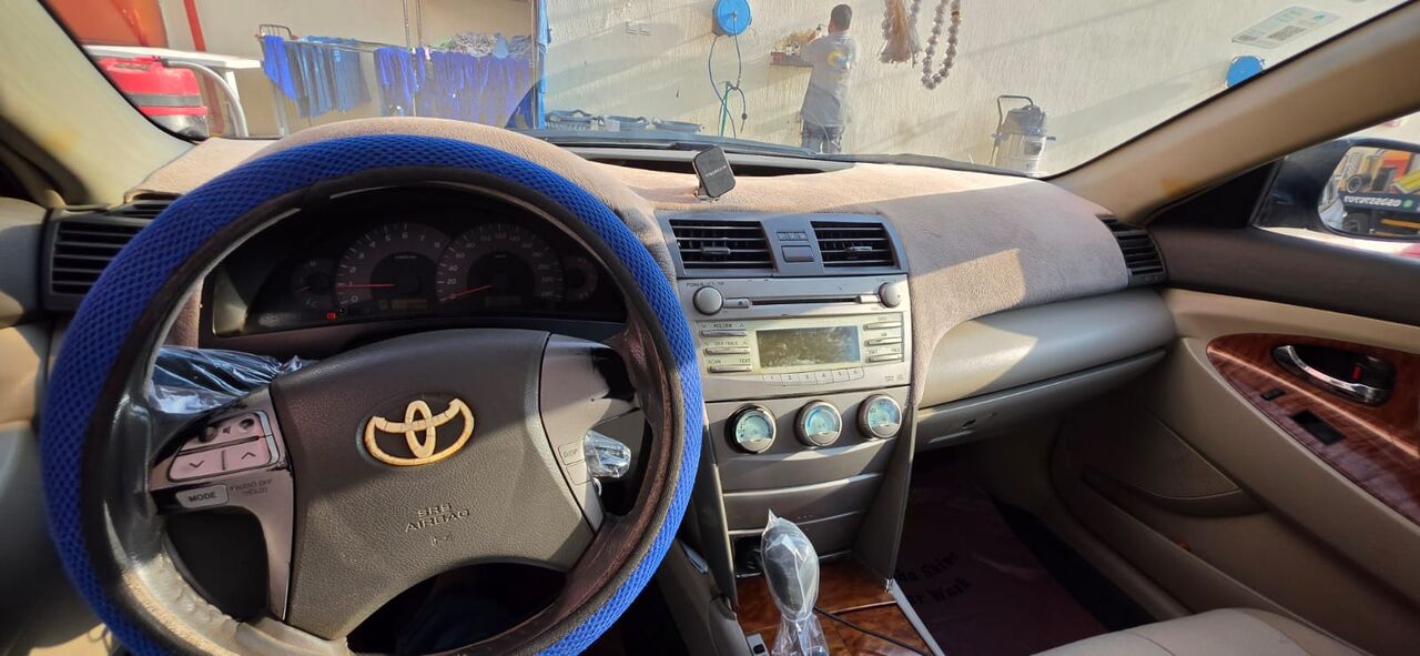 Riyadh, Vehicles, Cars & Trucks , SAR 19500,  Toyota Camry,  2009,  Automatic,  500000 KM,  SAR 19500,  2.4 GLX, , ,  2.4 GLX  For Sale &ndash; Riyadh