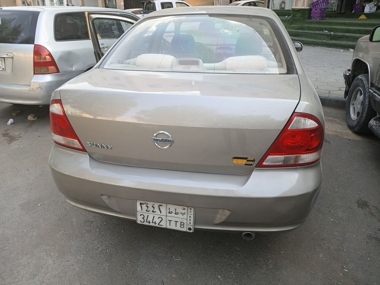 Riyadh, Vehicles, Cars & Trucks , SAR 8500,  Nissan Sunny,  2011,  Manual,  337000 KM,
