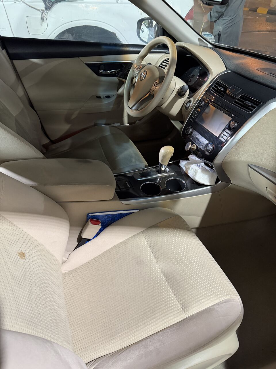 Riyadh, Vehicles, Cars & Trucks , SAR 28000,  Nissan Altima 2.5 SV,  2014,  Automatic,  220000 KM,  Nissan Altima Sparely Used In Very Good Condition Chilled Ac ,smooth Driving.