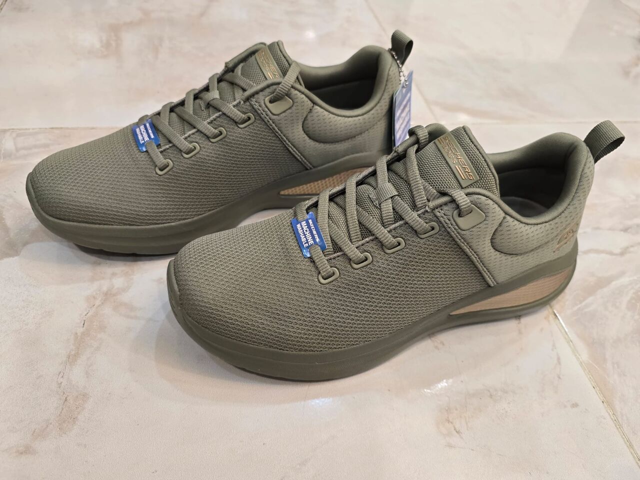 Jeddah, Household Items, SAR 250,  Sketchers  Sports Shoes. Size 39.5. New