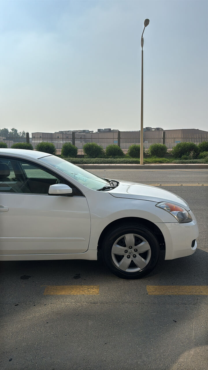 Jeddah, Vehicles, Cars & Trucks , SAR 15000,  Nissan Altima,  2008,  301000 KM,