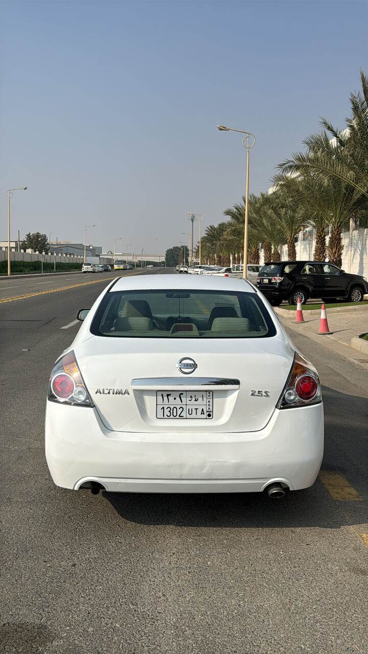 Jeddah, Vehicles, Cars & Trucks , SAR 15000,  Nissan Altima,  2008,  301000 KM,